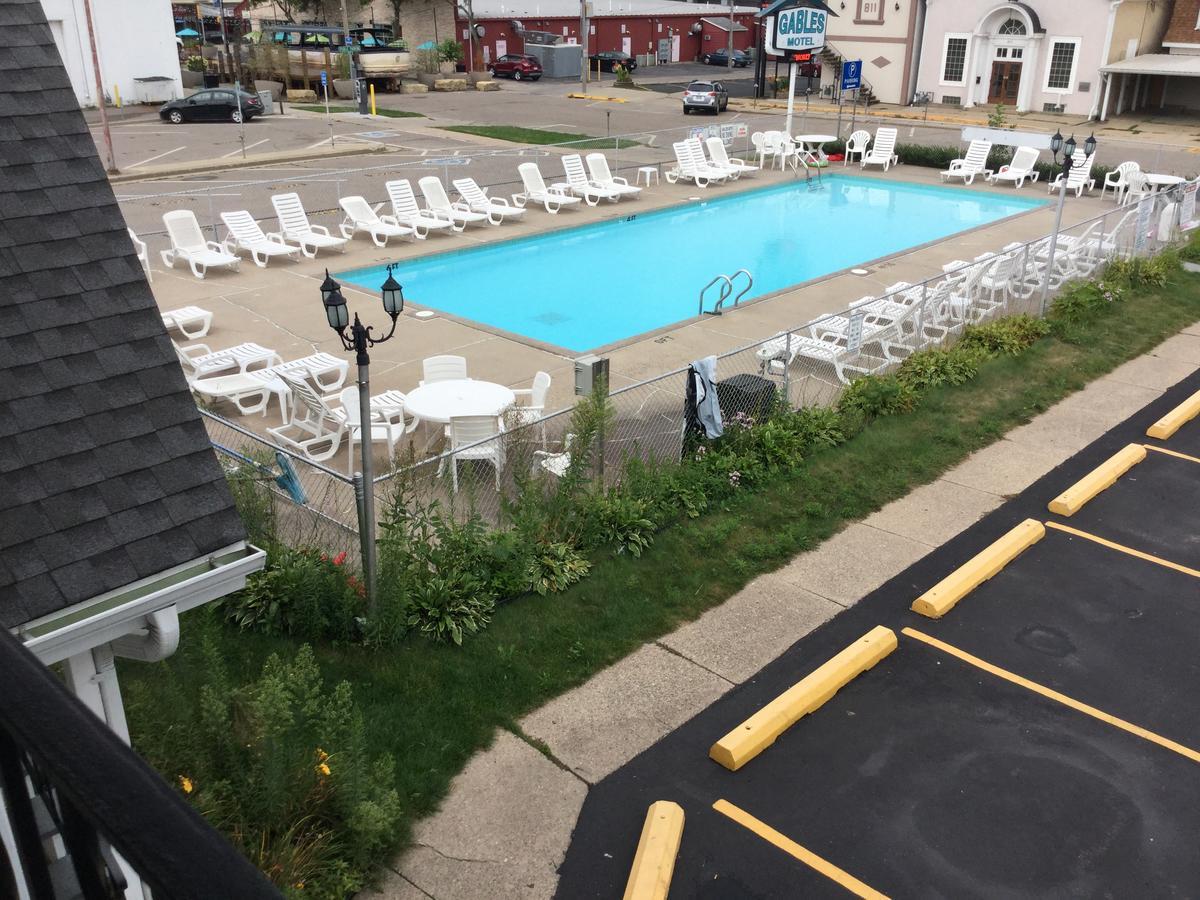 Gables Motel Wisconsin Dells Exterior foto
